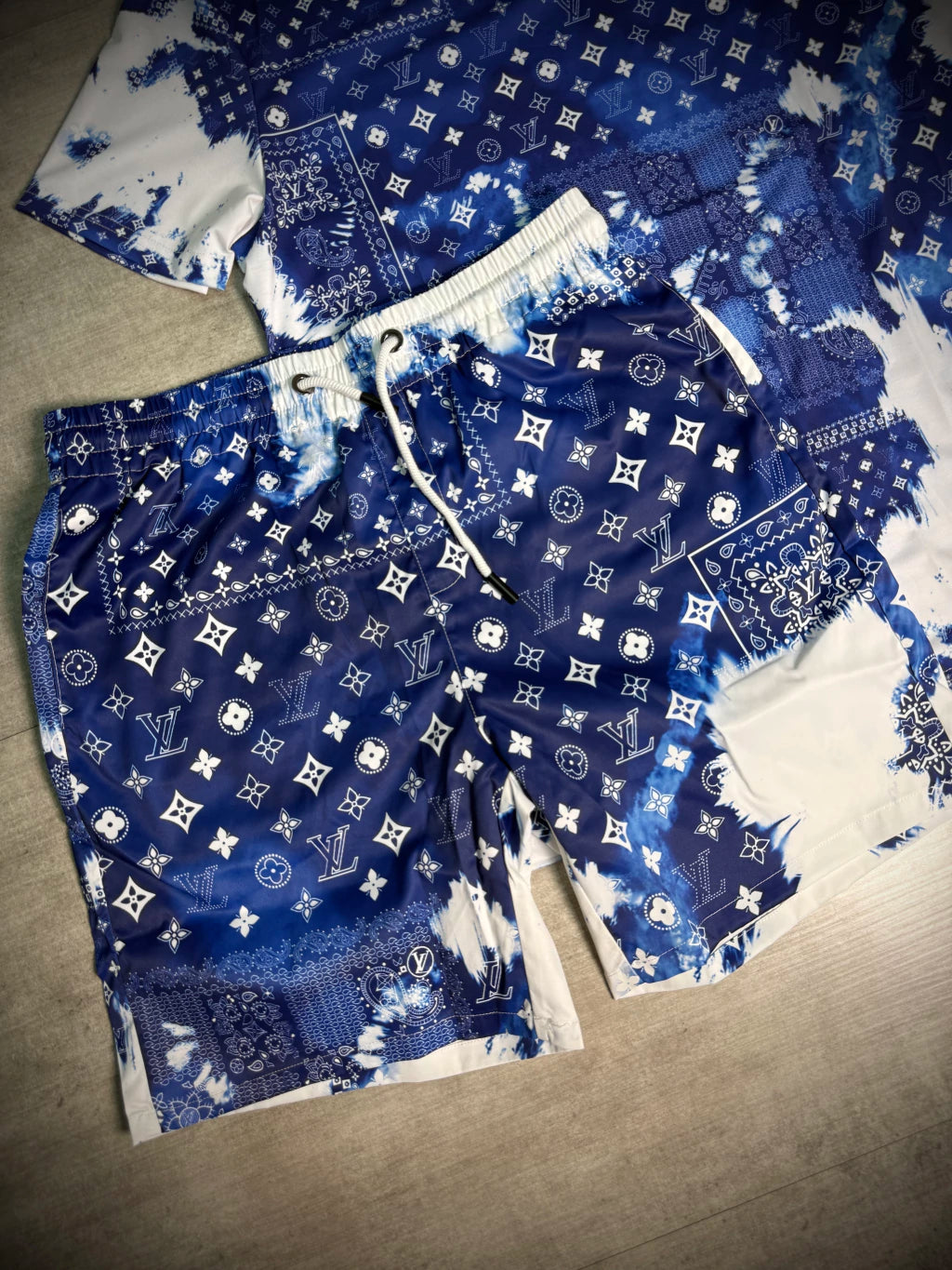 Conjunto LV "Jeans" - Branco/Azul - Importado Premium