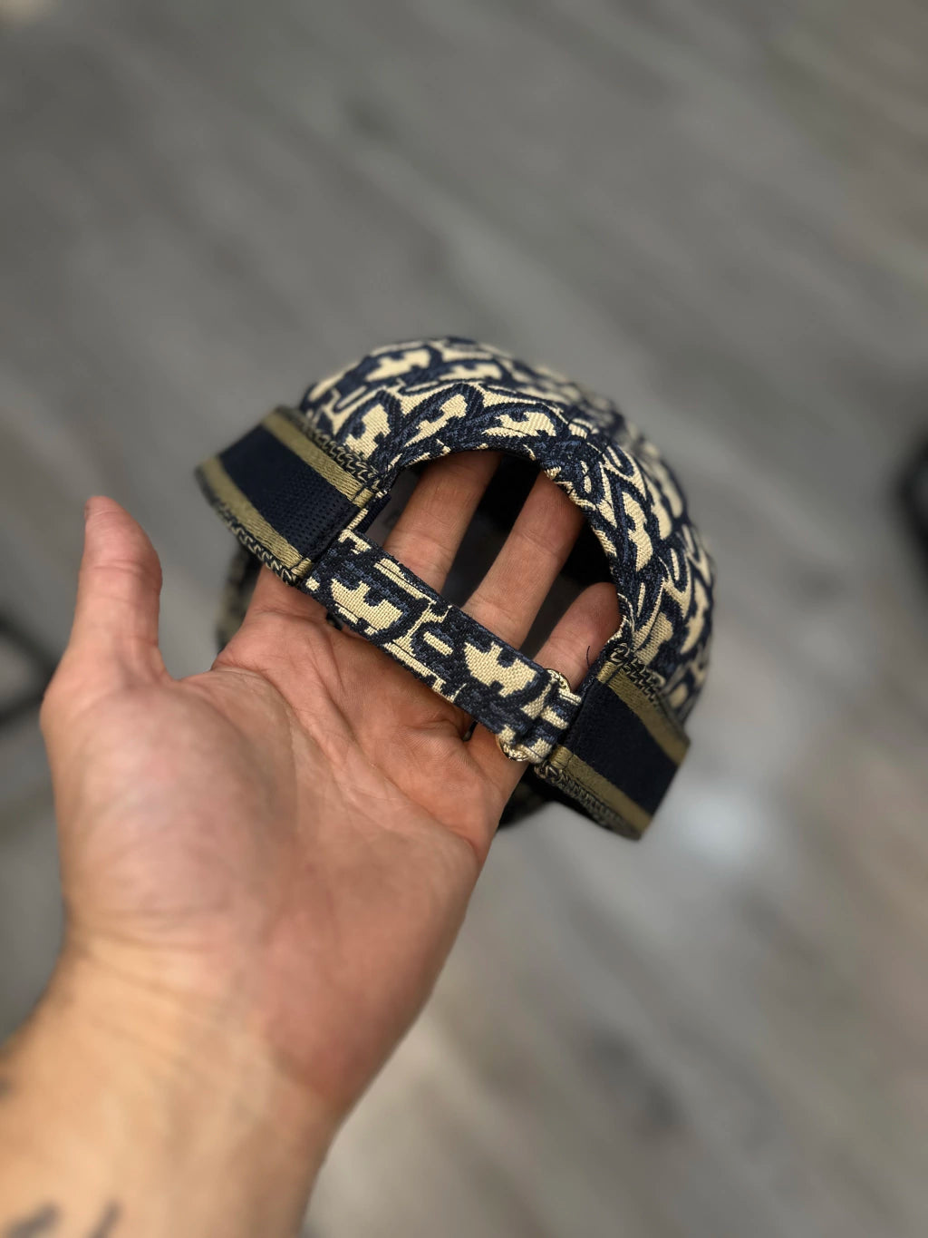 Boné Importado Dior - Bordado Frontal