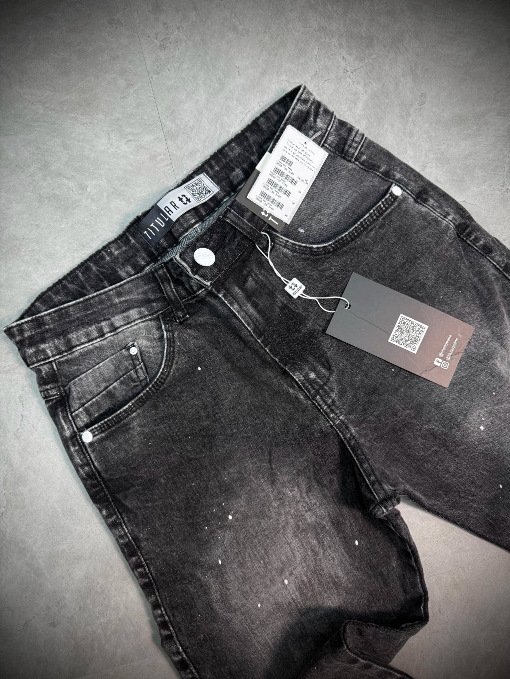 Calça Jeans Titular | SPLASH (Botão Branco) Rasgos - Preto Acinzentado