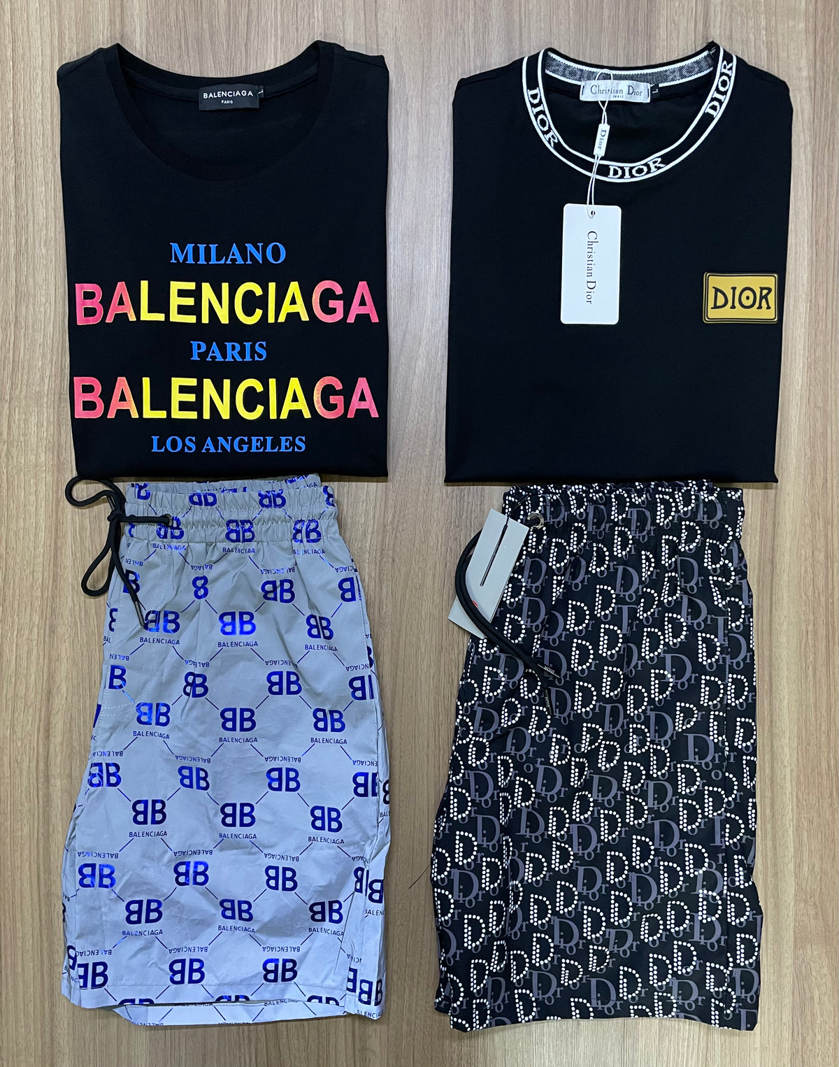 Oferta Black Friday – Kit Duplo de Grife 2 Camisas + 2 Bermudas com Desconto Exclusivo!