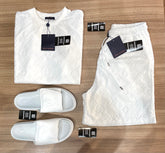 Conjunto de Grife LV Branco [CAMISA + BERMUDA + SANDÁLIA]