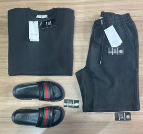 Conjunto de Grife Gucci Preto [CAMISA + BERMUDA + SANDÁLIA]