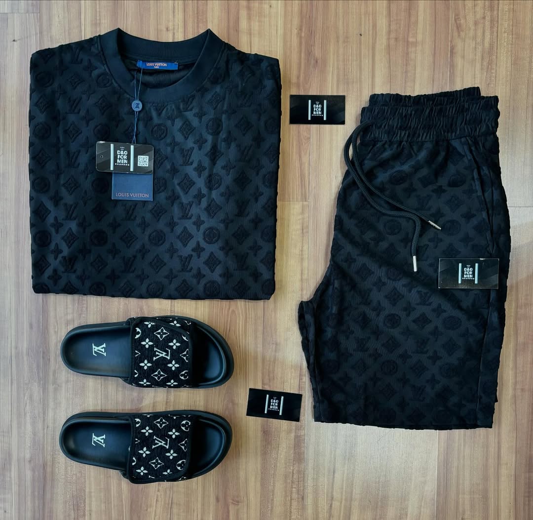 Conjunto de Grife LV Black [CAMISA + BERMUDA + SANDÁLIA]