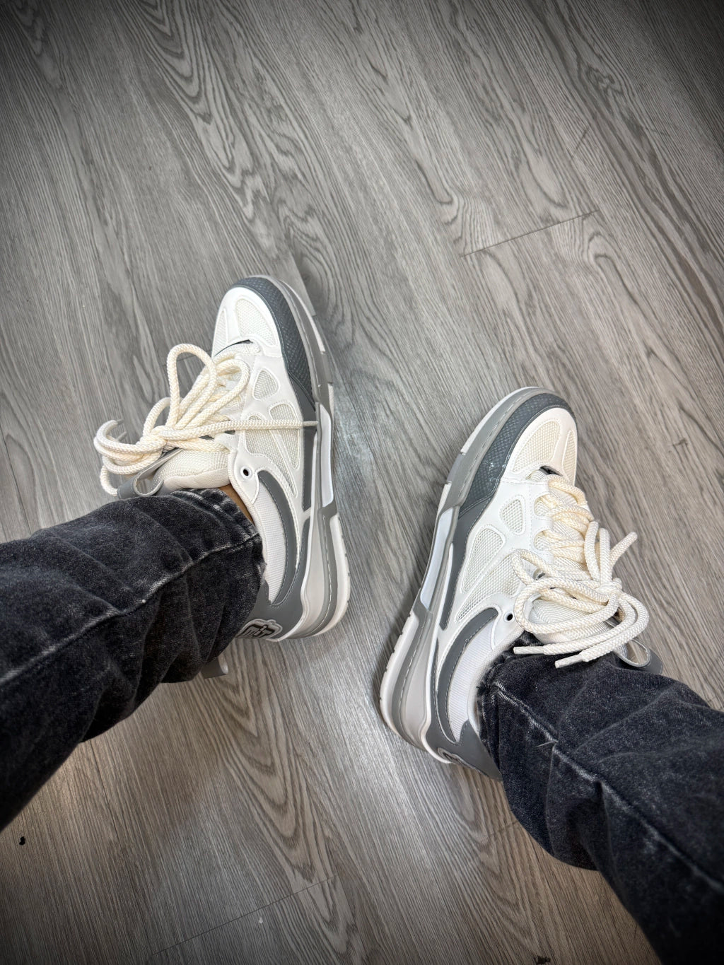 Tênis LV SK8 - Cinza