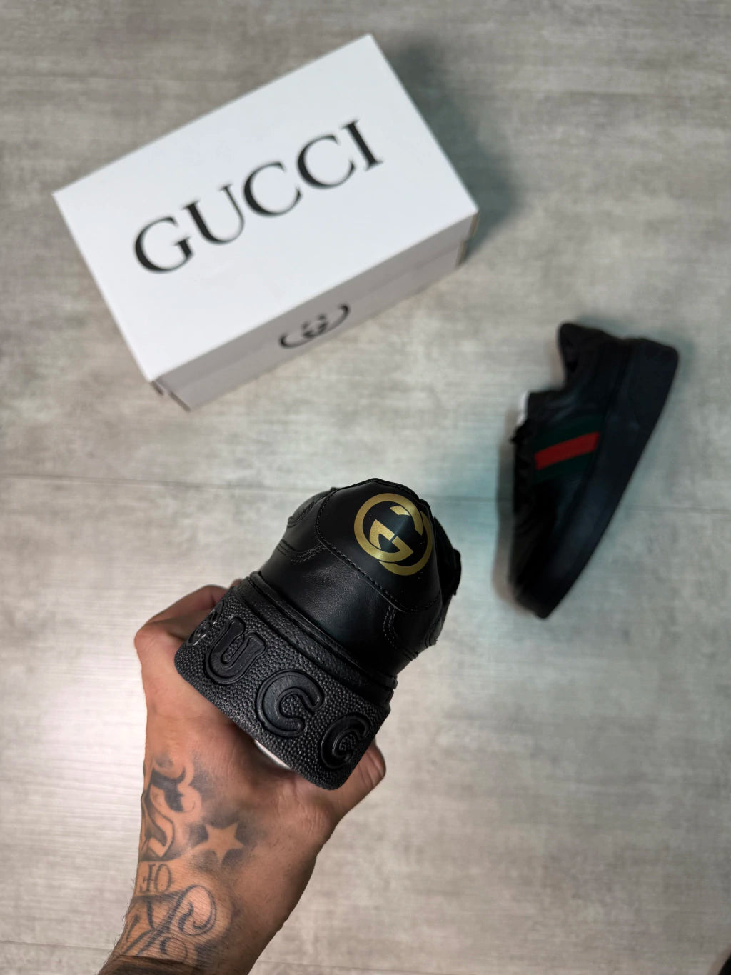 Tênis Importado GUCCI | Fita Tradicional - Preto