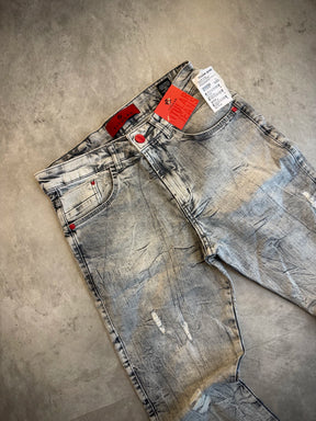 Calça Jeans Titular - Cinza Mármore Puídos Det. Red