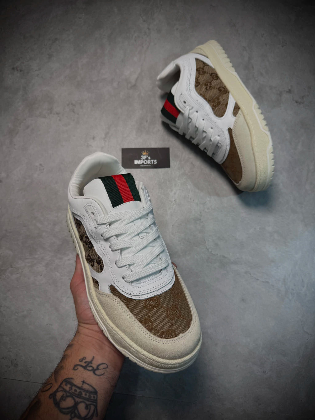 Tênis Importado Gucci | Monograma - Detalhe Listra - Bege