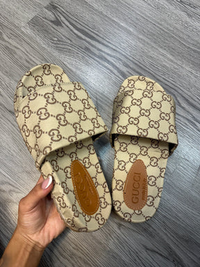 Slide Gucci - Bege - Importada