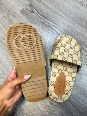 Slide Gucci - Bege - Importada