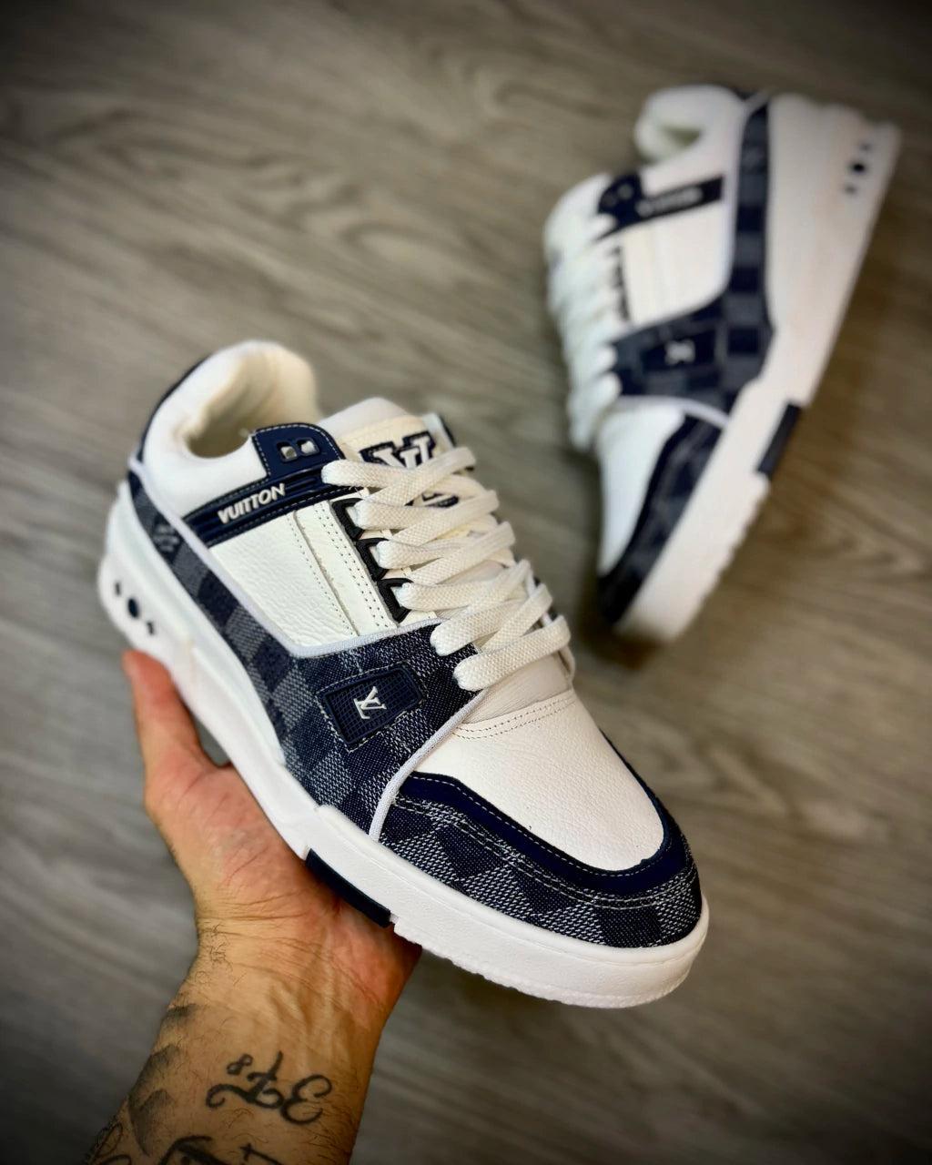 Tênis LV - Branco com Azul XADREZ - Limitado