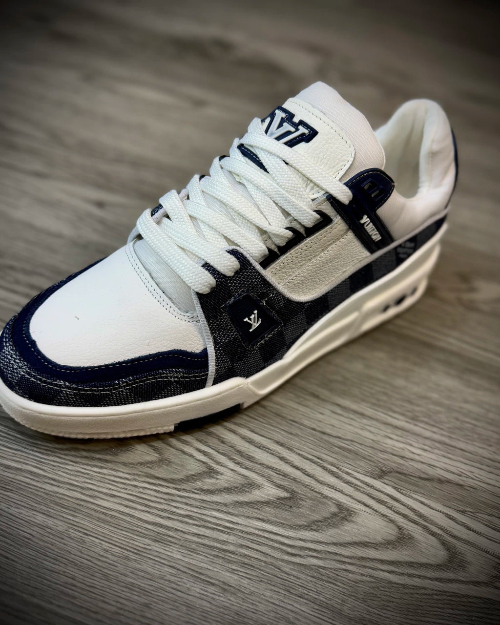 Tênis LV - Branco com Azul XADREZ - Limitado