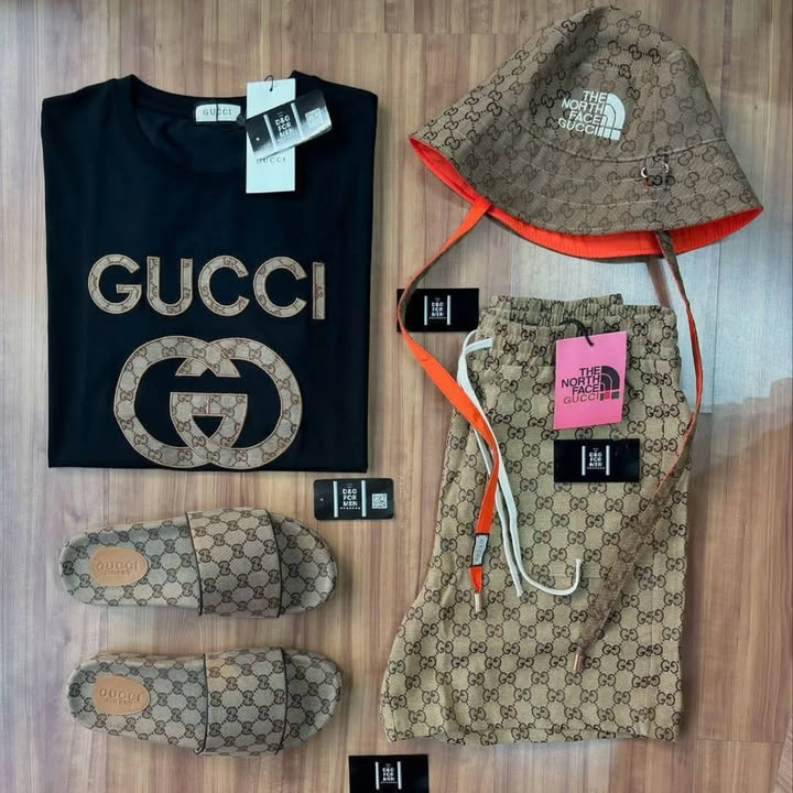 Conjunto de Grife Gucci [CAMISA + BERMUDA + SANDÁLIA + BUCKET]